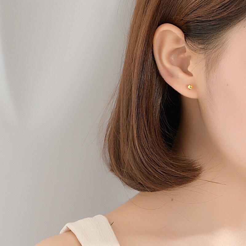 Bông tai bi titan quả tạ đuôi vặn cam kết không đen không gỉ