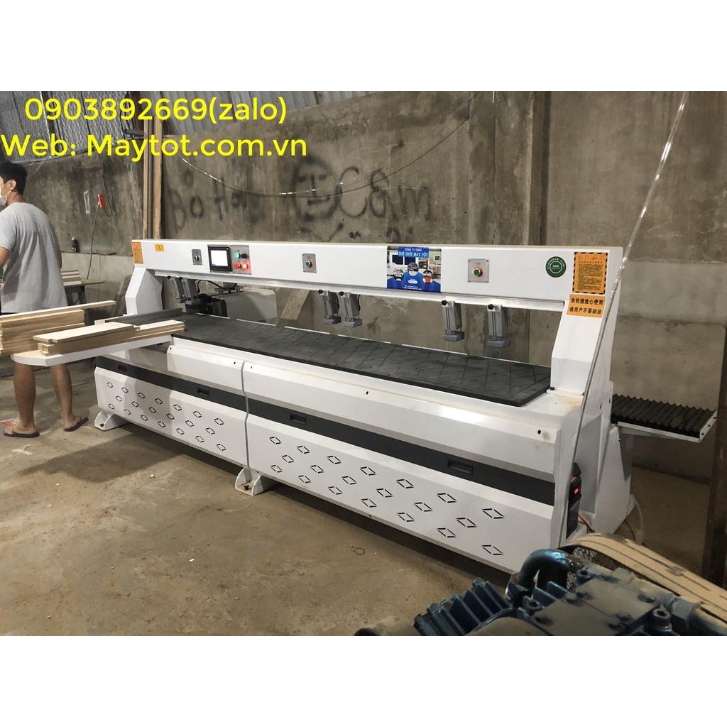 Máy khoan liên kết tự động CNC