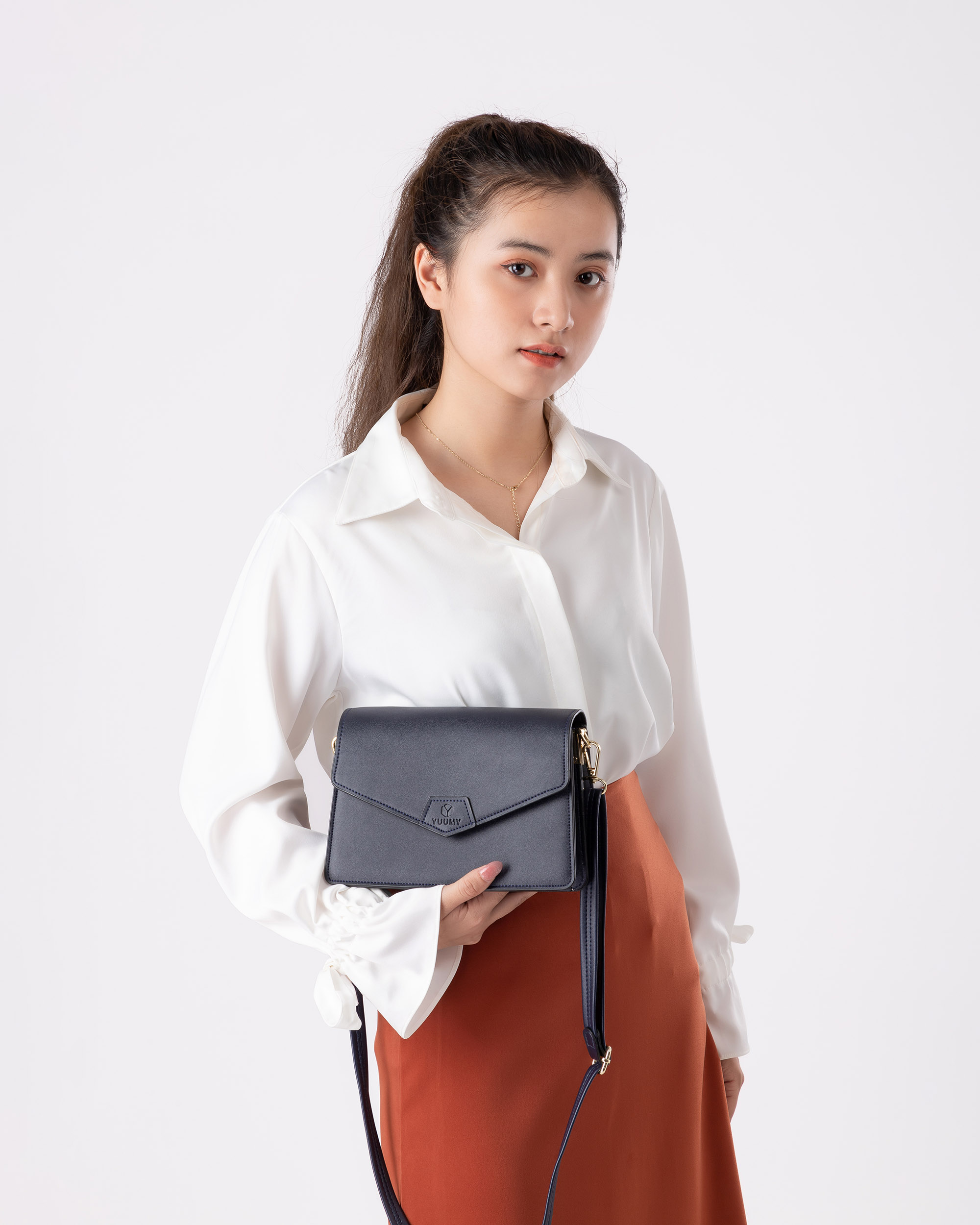 Túi đeo chéo nữ nắp phong thư Yuumy seasand YN97
