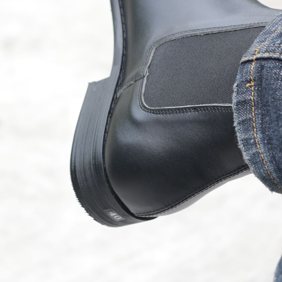 Chelsea boots da bò handmade VietNam phiên bản mũi tròn