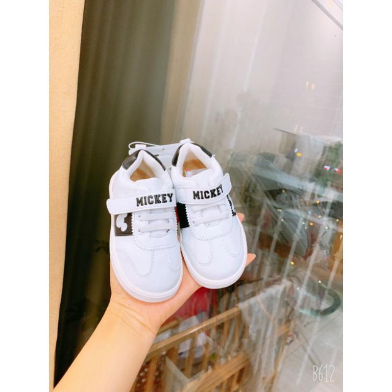 GIÀY MICKEY DƯ XỊN CHO BÉ TRAI VÀ BÉ GÁI