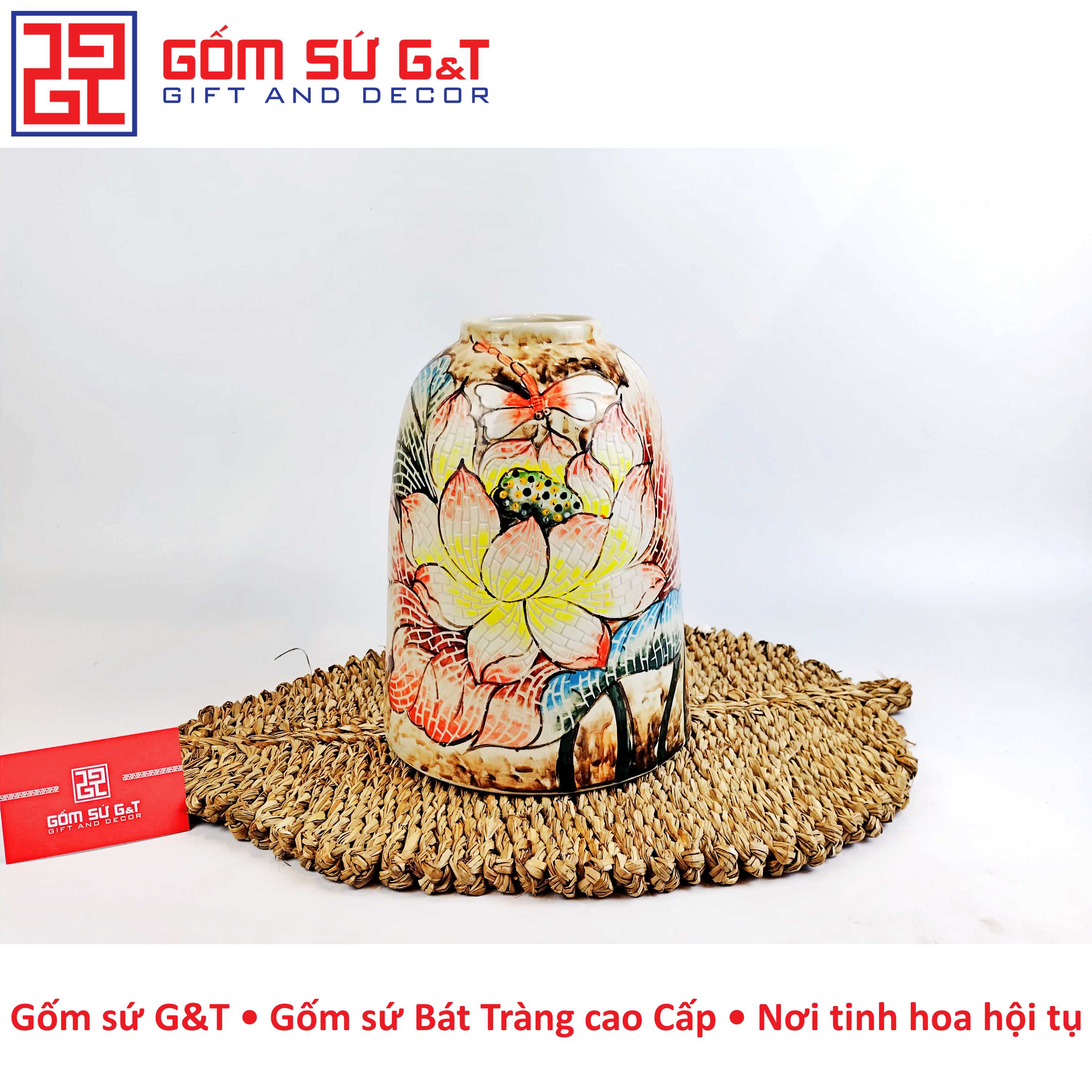 Lọ hoa chuông khắc sen chuồn Gốm Sứ G&T