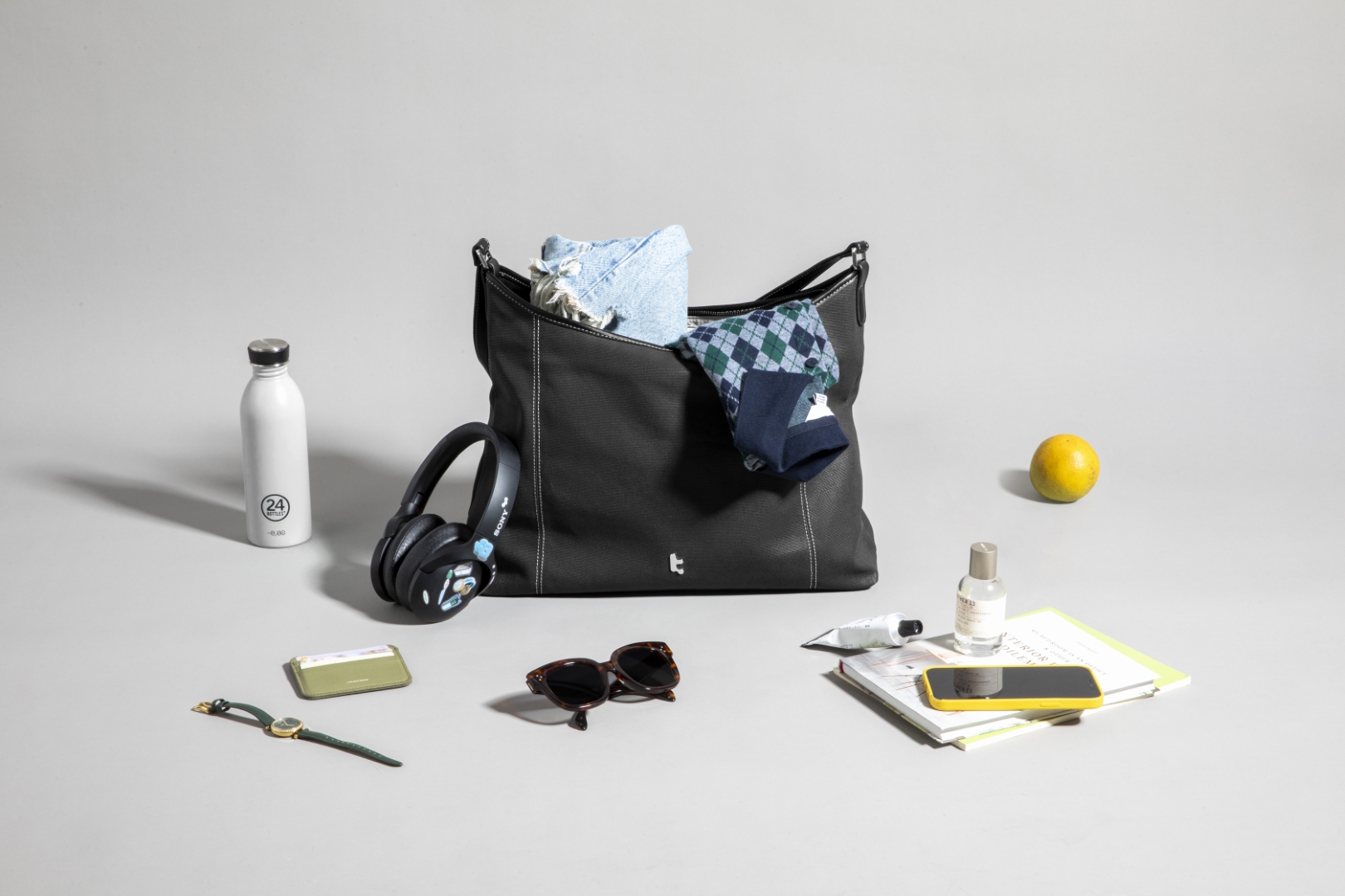 Combo Túi Xách Và Túi Chống Sốc Tomtoc Versatile - T28 Laptop Tote T28M1