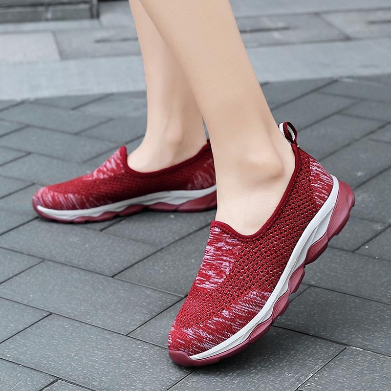 Giày Sneaker Thể Thao Nữ Màu Đen