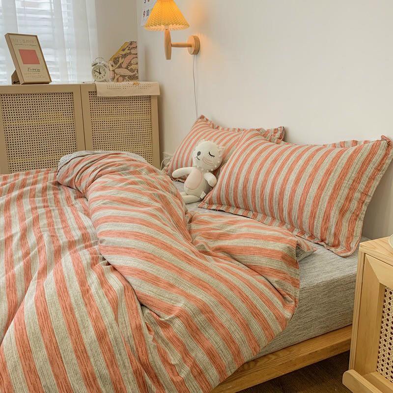 Bộ chăn ga Cotton Poly M2T bedding chăn ga Hàn Quốc họa tiết đỏ sọc đủ size miễn phí bo chun