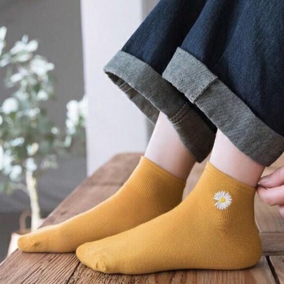 Lố 10 đôi Tất nữ/ Vớ nữ cổ trụ hoa cúc.