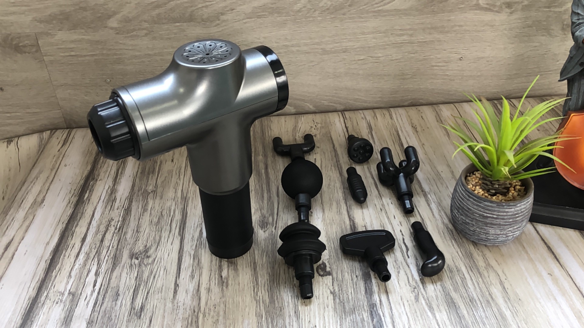 Máy Massage Xám đen Pin Lithium 2000 mAh 8 đầu mát xa