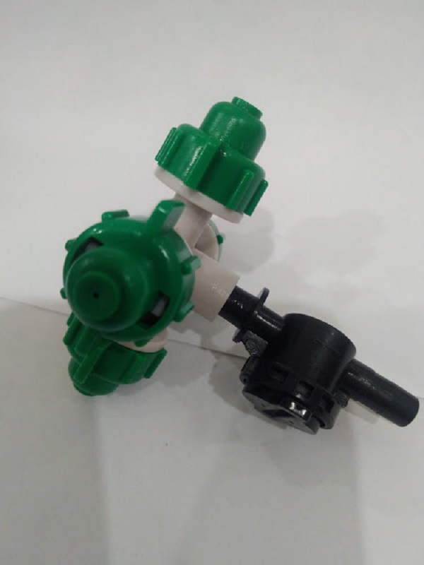 Béc phun sương nhựa tưới cây 4 hướng + van chống rỉ nước