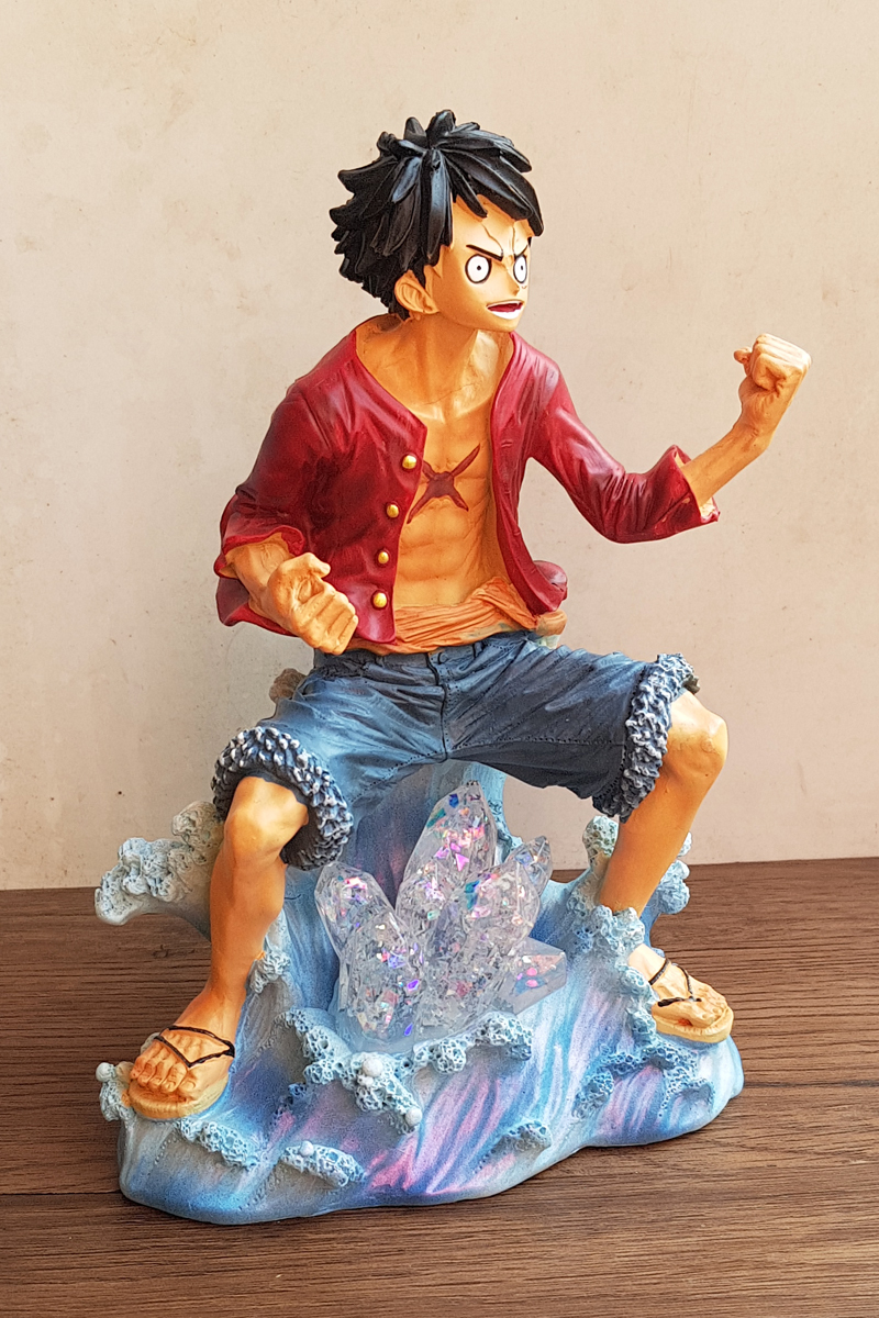 Mô hình Monkey D. Luffy - One Piece áo đỏ đứng tấn