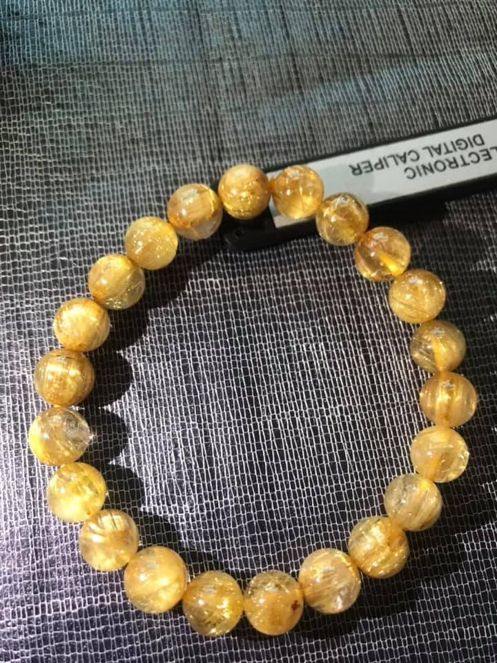 VÒNG THẠCH ANH TÓC VÀNG ĐỒNG TRỤC VIP 8LY5 NỮ MỆNH KIM THỔ THỦY