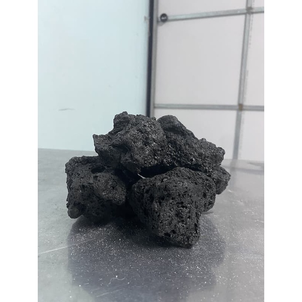 Đá Đen Gia Lai Hàng Tuyển - Đá Nhẹ Xốp 1KG