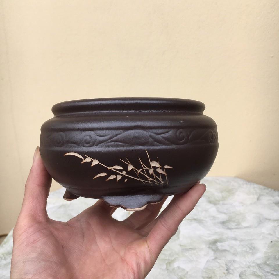 Chậu bonsai Tròn khắc mini đất nung màu đen gốm Bát tràng 1 size BM-131