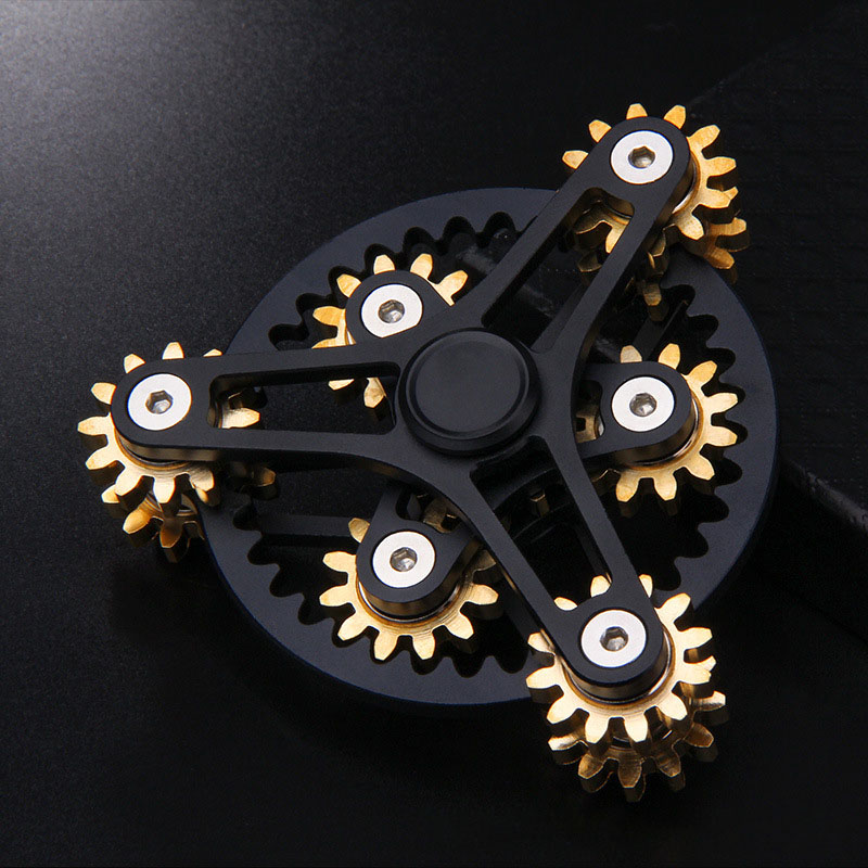 Con Quay Gears Spinner 3 Cánh 6 Bánh Răng