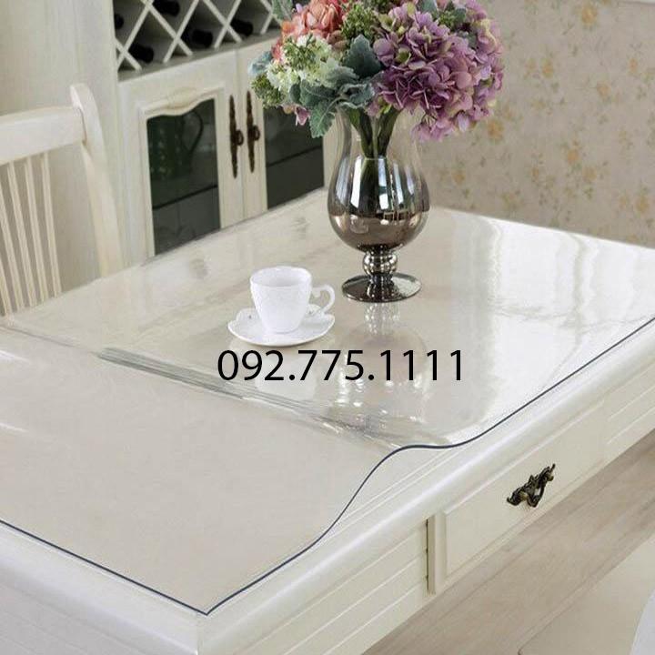 Nhựa PVC trong suốt trải bàn