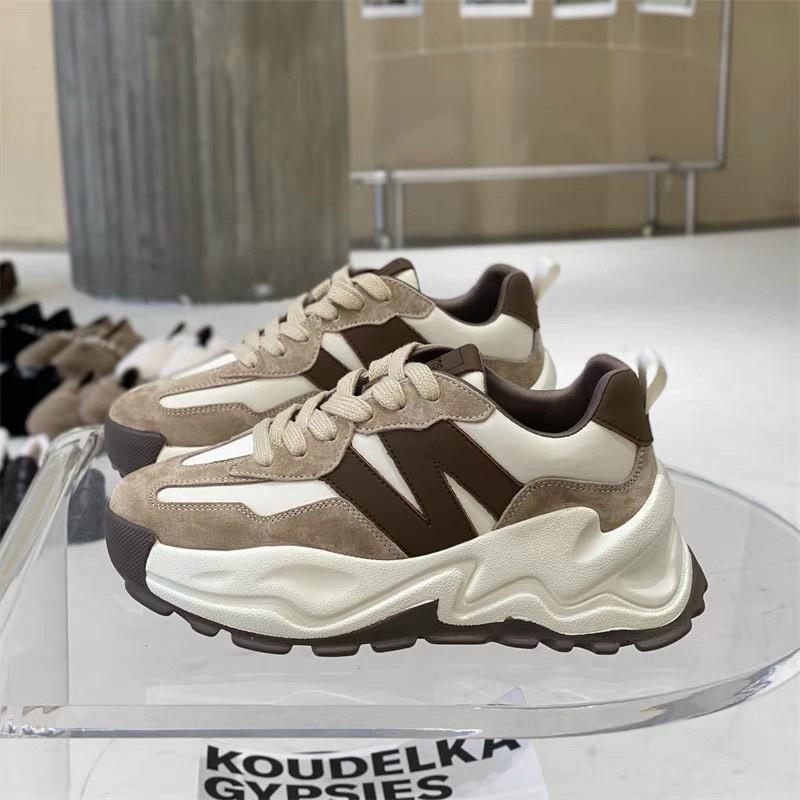 Giày thể thao tăng chiều cao thời trang