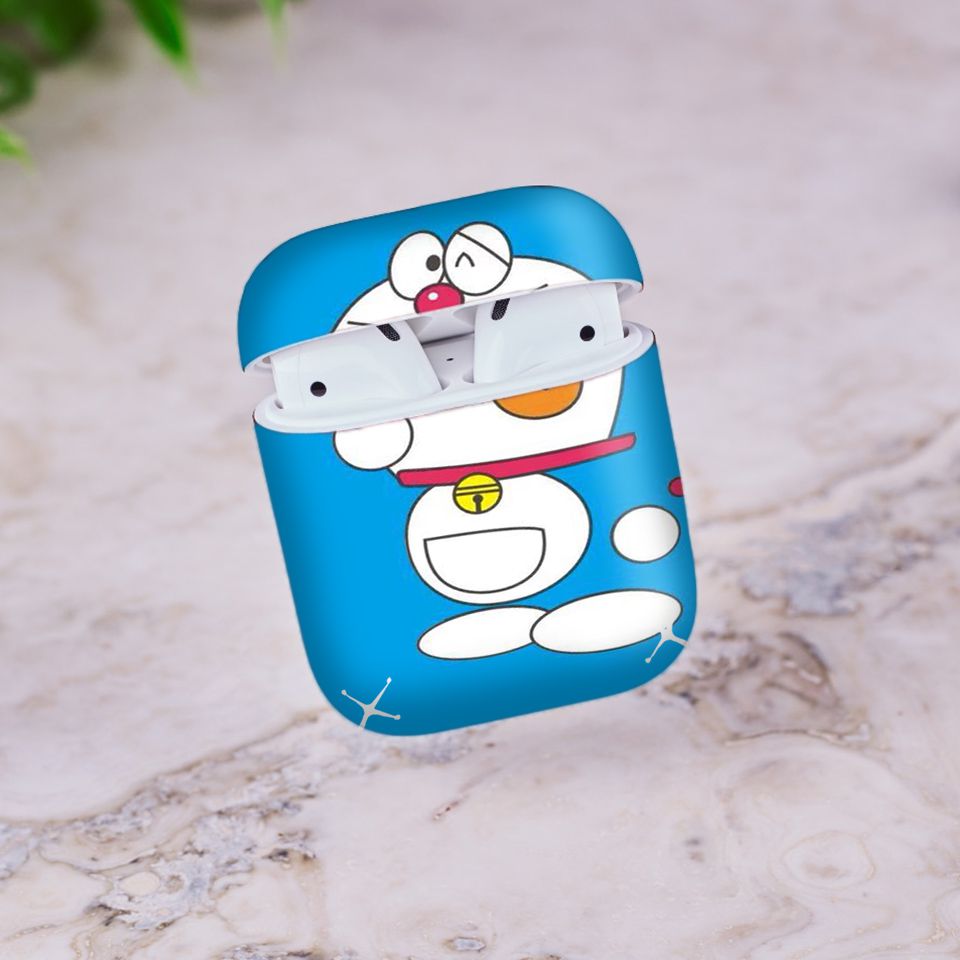 Miếng dán skin chống bẩn cho tai nghe AirPods in hình Doremon - Dor006 (bản không dây 1 và 2)