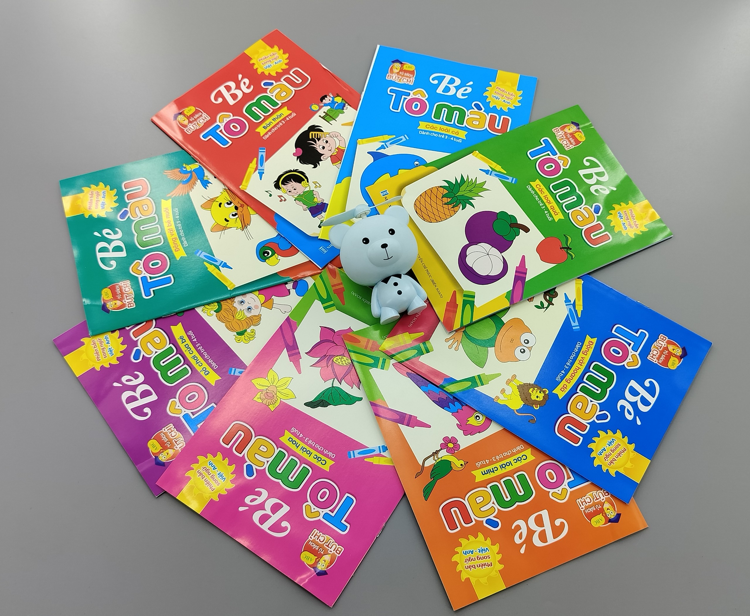 Sách - Combo 8 cuốn Bé tô màu nhiều chủ đề song ngữ Việt Anh cho trẻ từ 3-4 tuổi