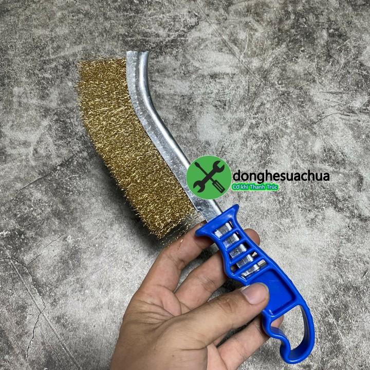 Bàn chải sắt C-mart E0001