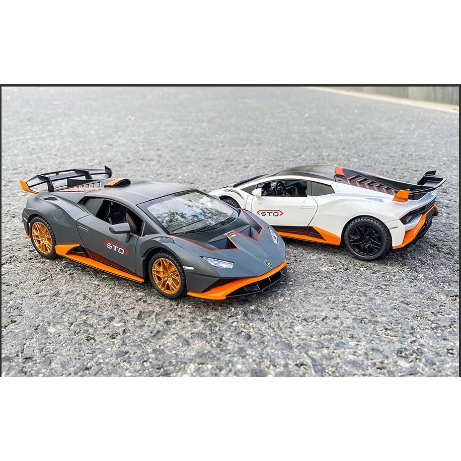 Mô hình xe Lamborghini Huracan STO tỉ lệ 1:24 hãng JINLIFANG