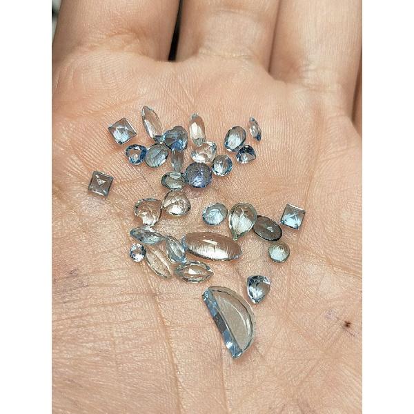 945 (1) cả lô ĐÁ TOPAZ (Có viên lỗi, viên không lỗi) (THIÊN NHIÊN)