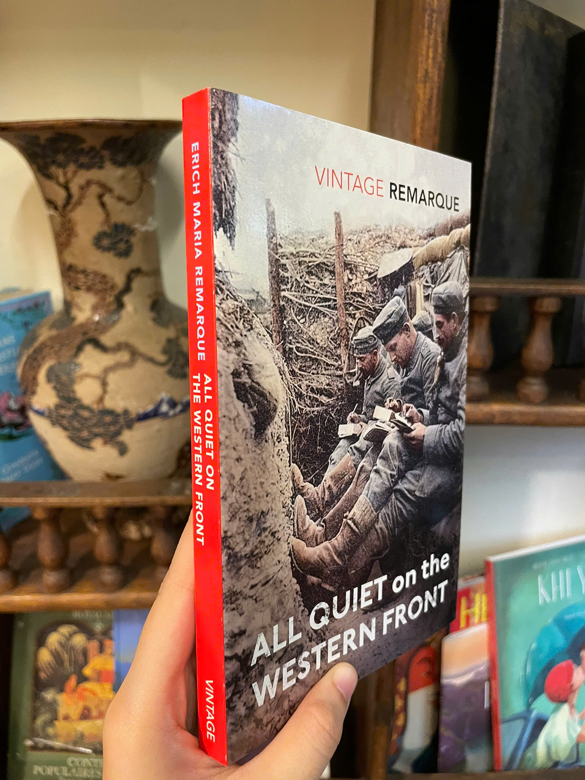 Sách - All Quiet on the Western Front by Erich Maria Remarque - English Novel