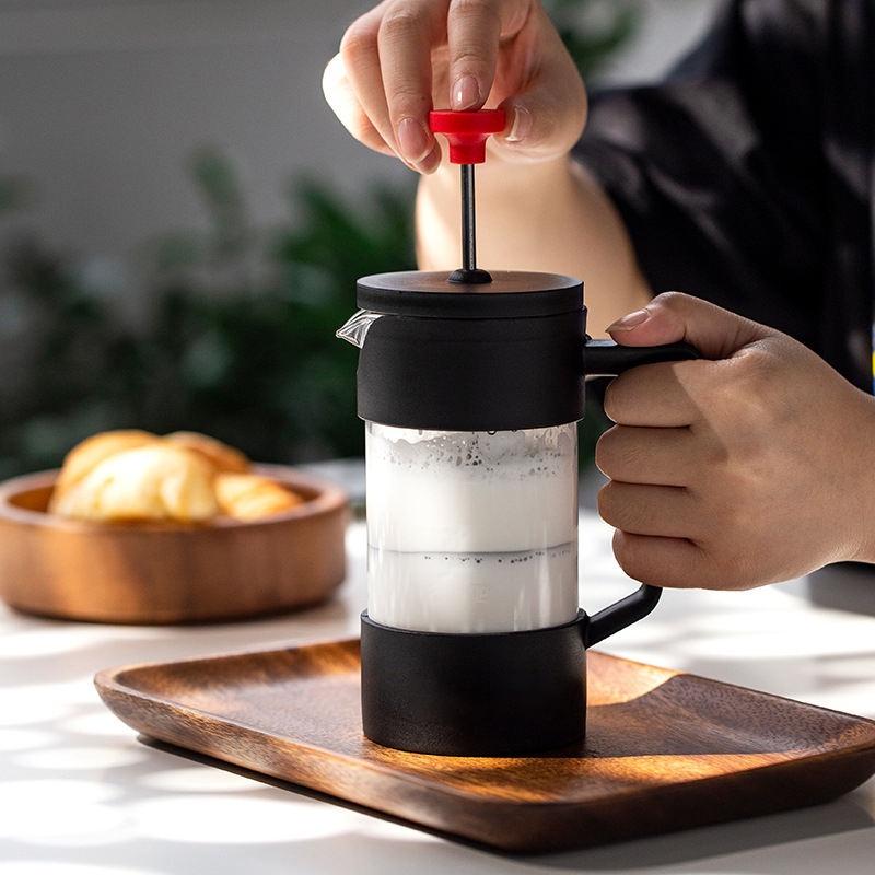 Ấm Pha Trà Cà Phê Bằng Thủy Tinh Cách Nhiệt Cầm Tay Tiện Dụng