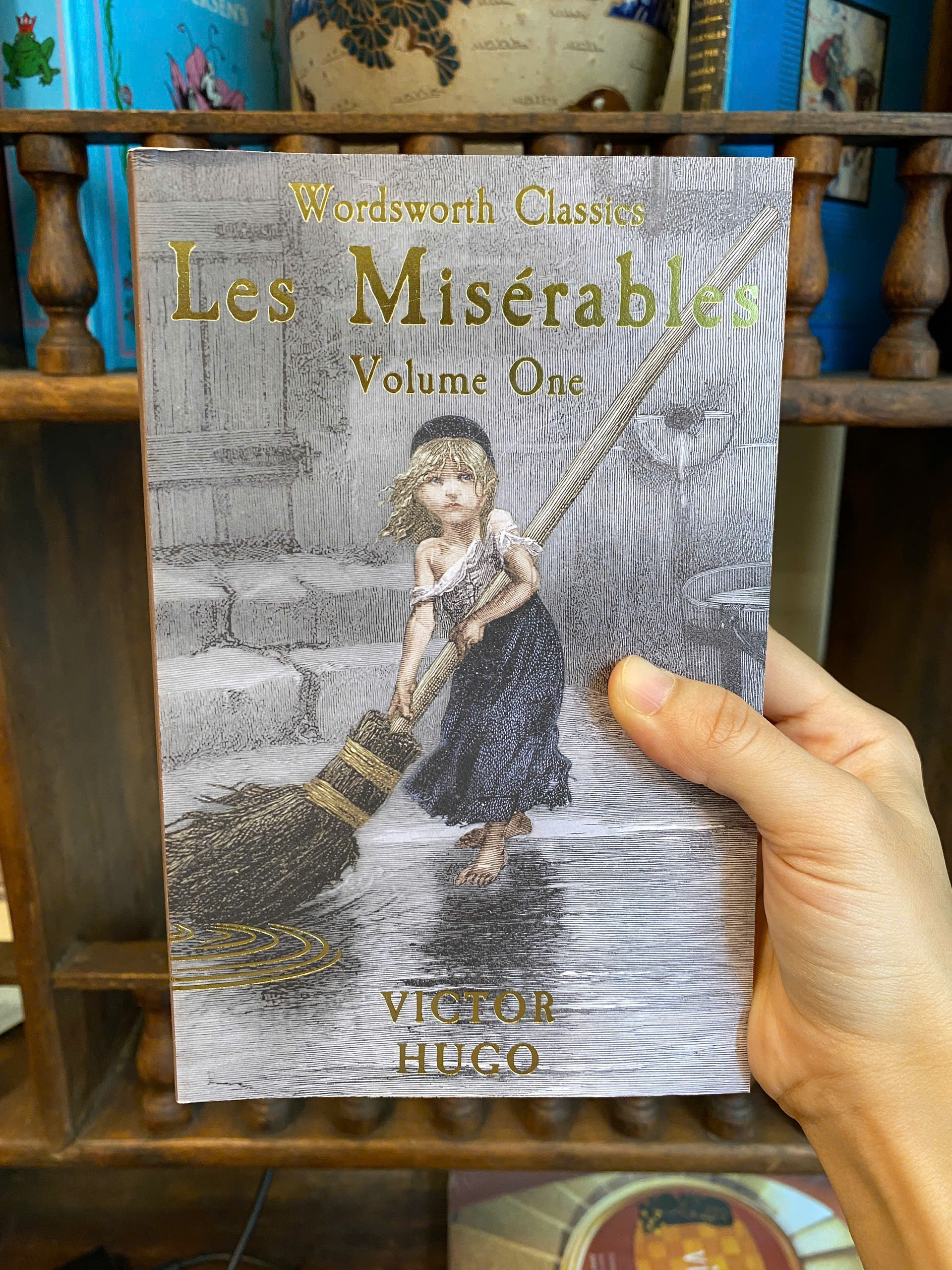 Sách - Les Misérables Volume One (Wordsworth Classics) by Victor Hugo - Văn Học Kinh Điển, Tiếng Anh