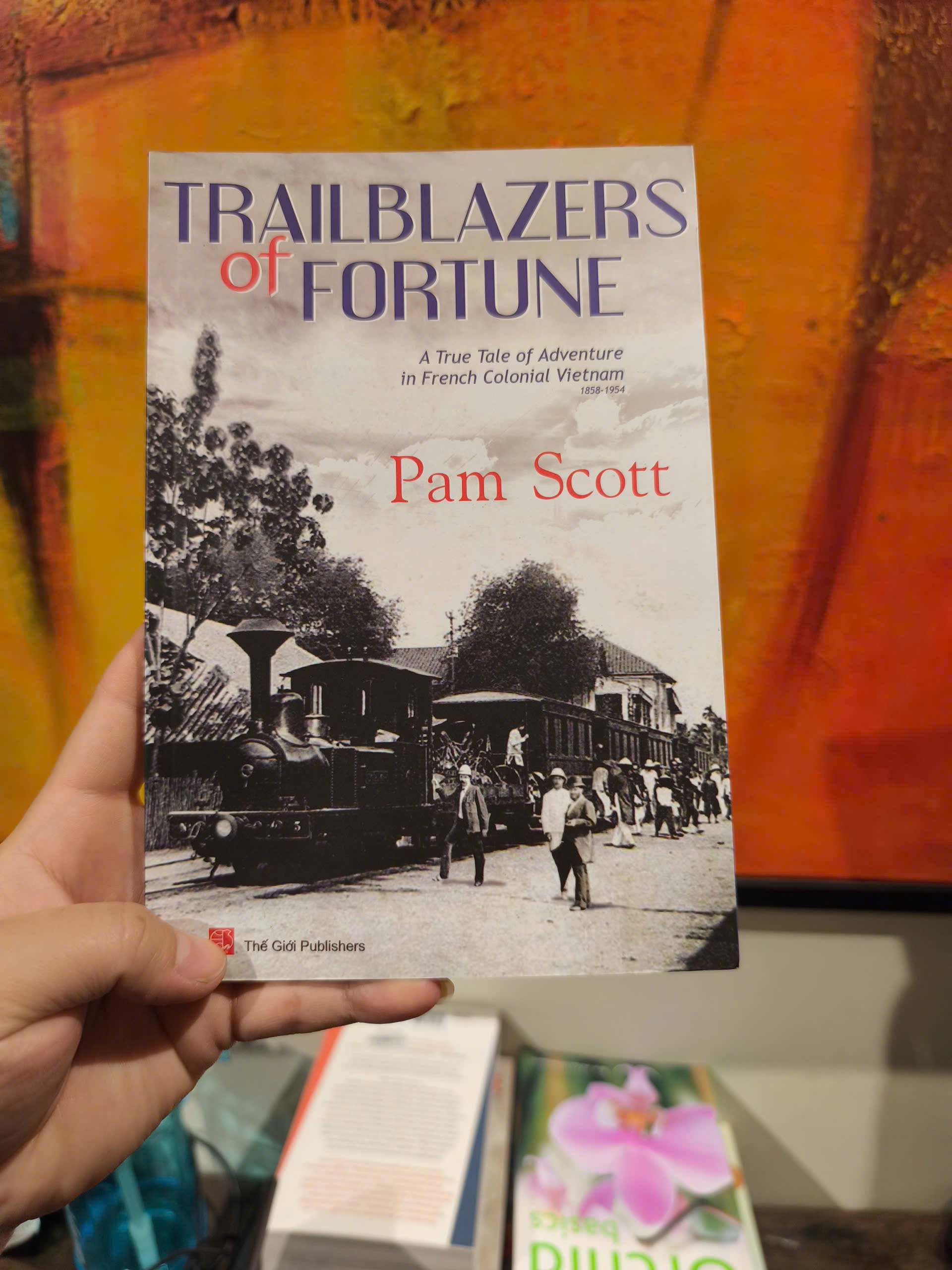 Sách - Trailblazers of Fortune by Pam Scott - Sách lịch sử, tiếng anh