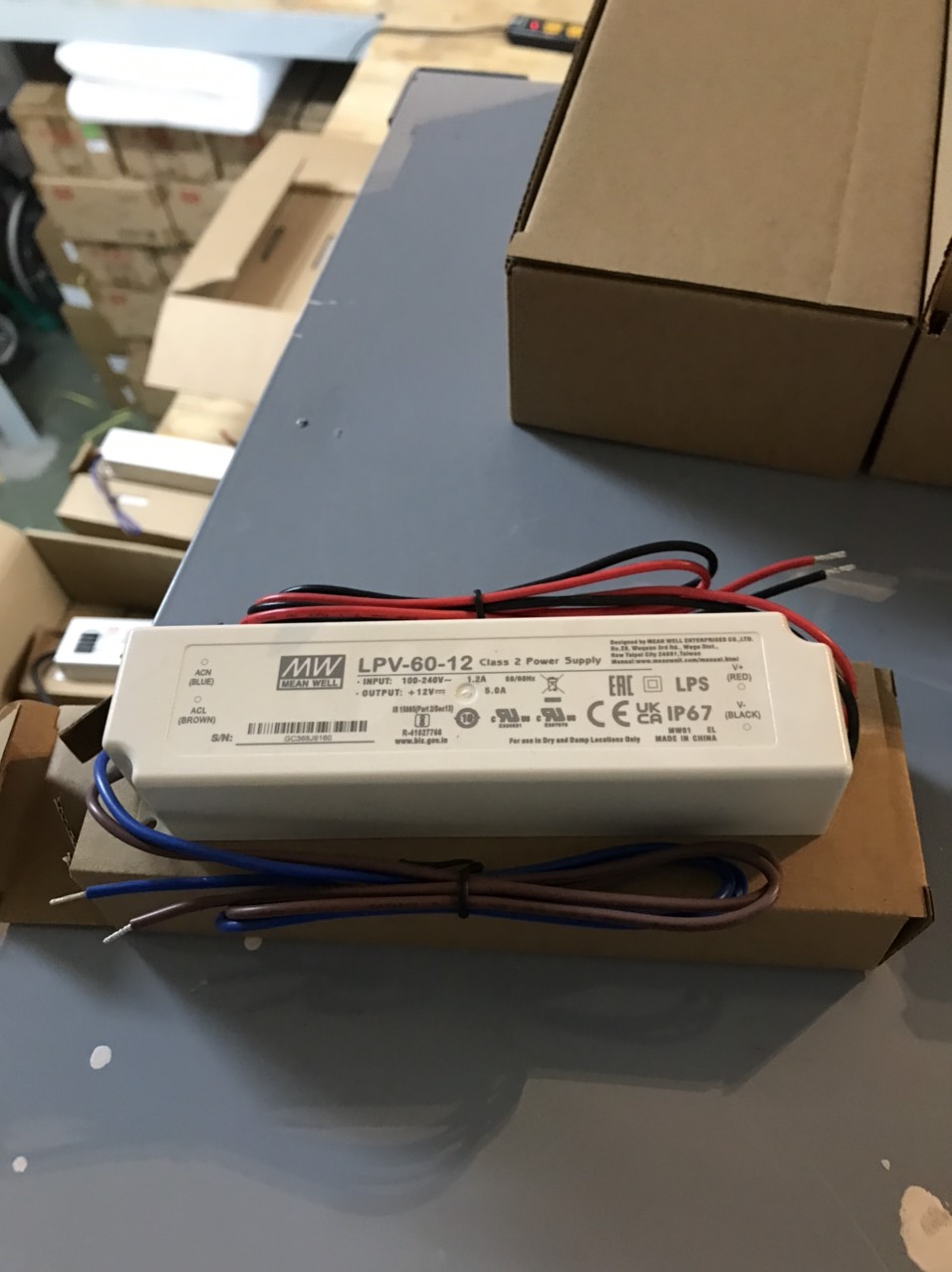 Nguồn LED Meanwell LPV-60-12 , Hàng chính hãng