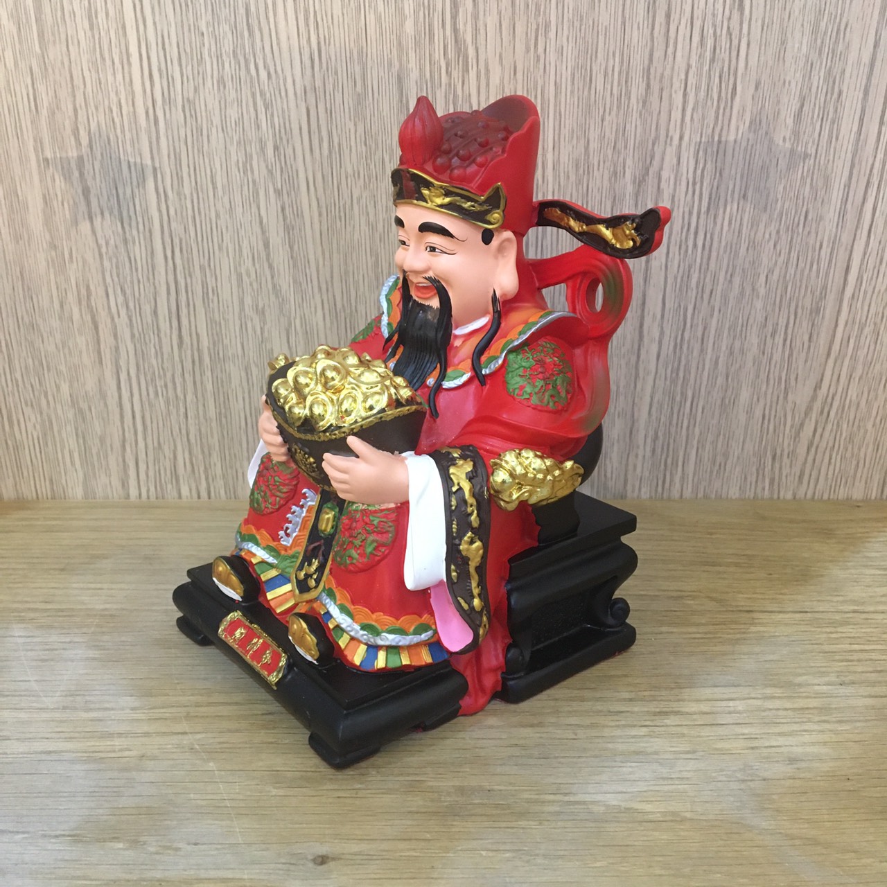 Tượng Thần Tiền mang lại may mắn tài lộc - Trung