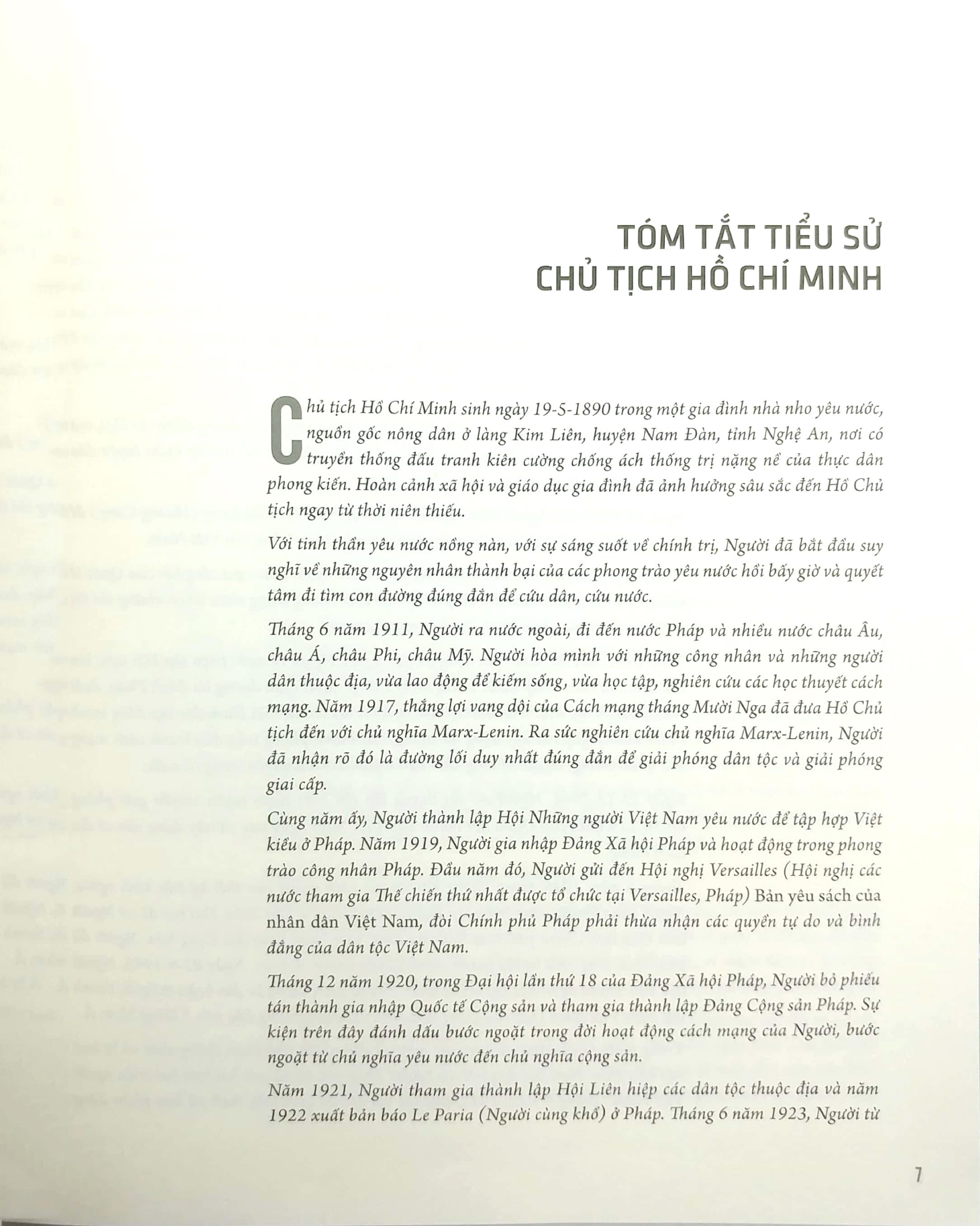 Di Sản Hồ Chí Minh - Việt Nam Đẹp Nhất Có Tên Bác Hồ - Bìa Cứng (Tập Ảnh & Tư Liệu) (Tái Bản 2023)