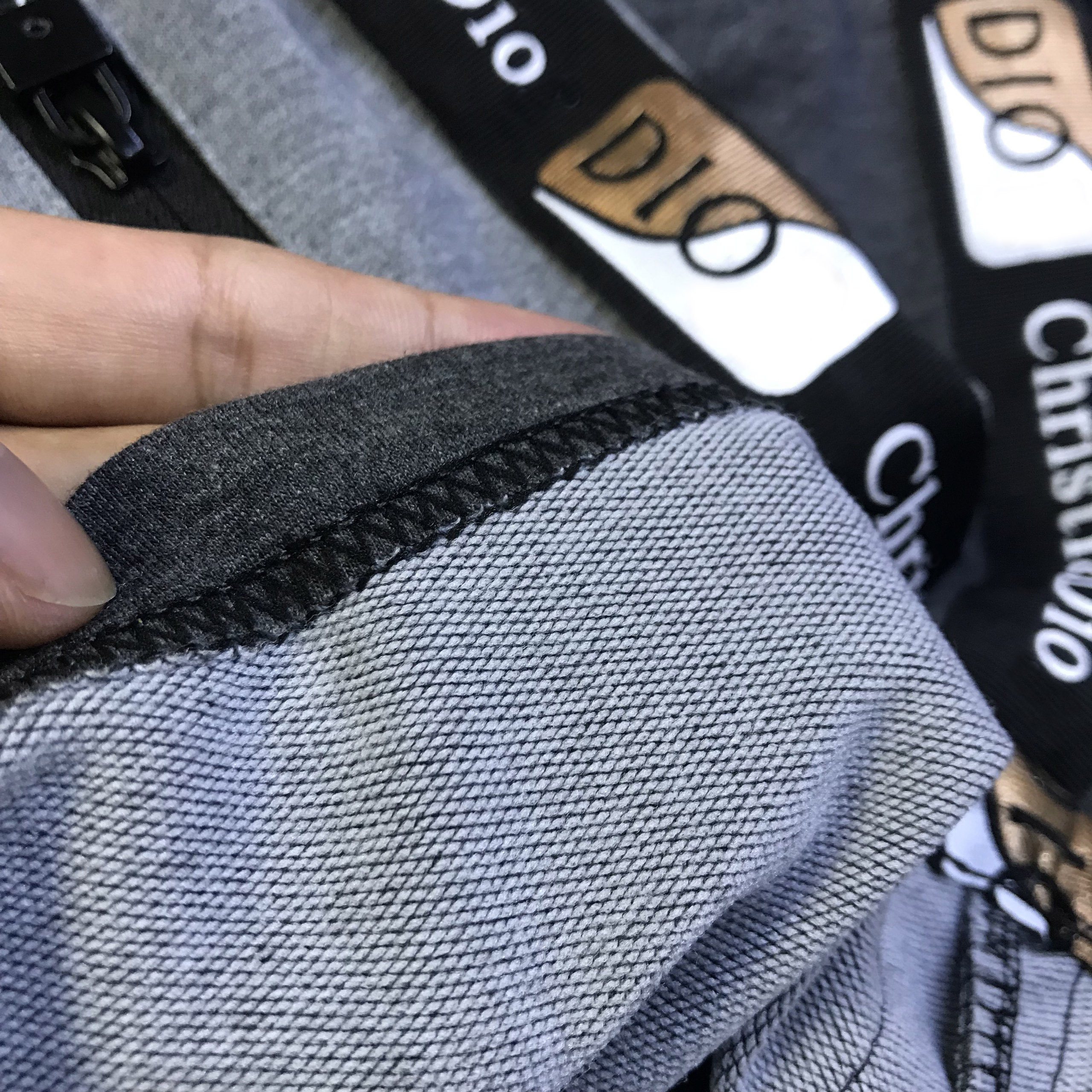 Quần Short Lửng Cao Cấp Dành Cho Nam - Chất Liệu Thun Da Cá 2 Lớp Co Giản 4 chiều thoáng mát