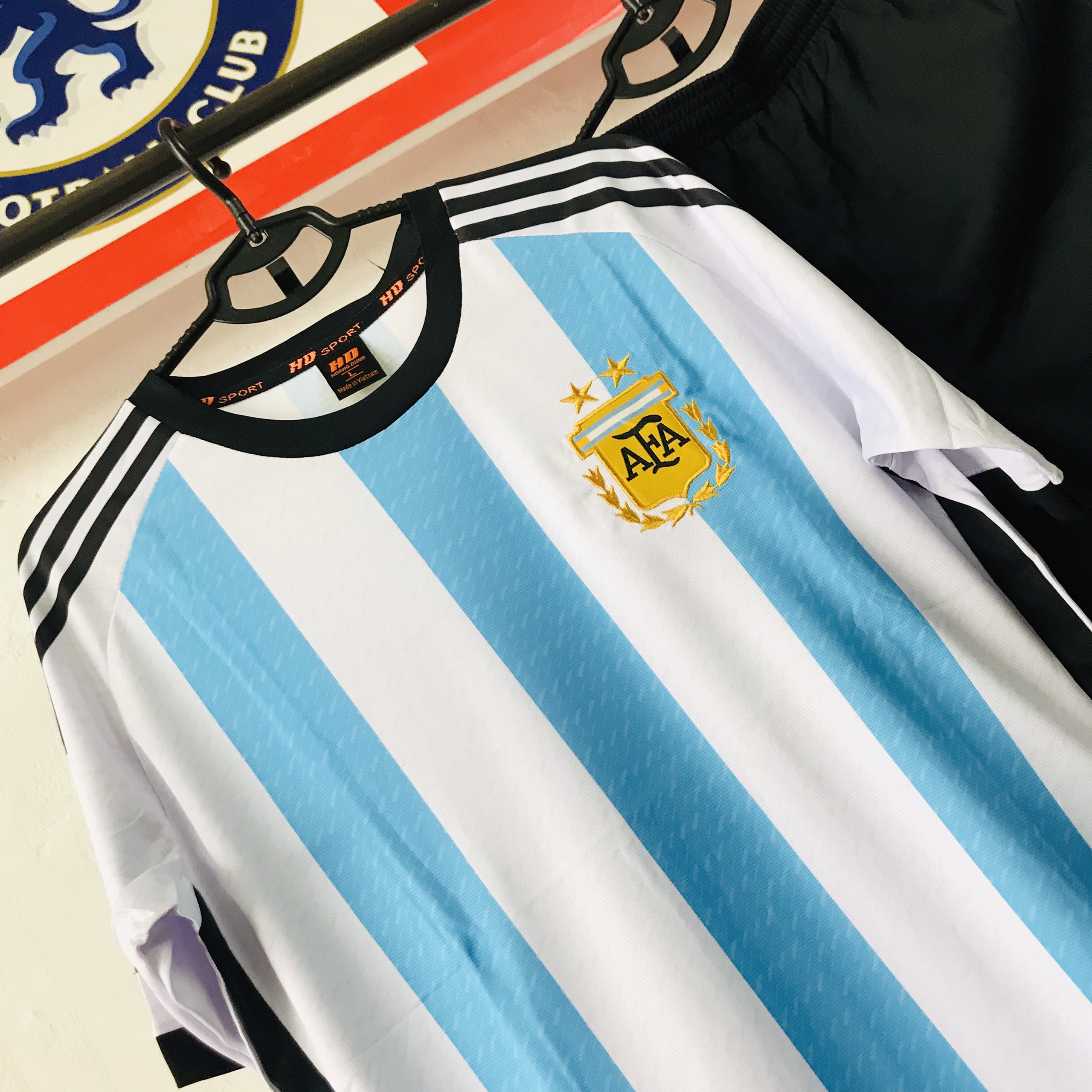 Mẫu quần áo đá sân cỏ nhan tạo bộ đồ đội tuyển quốc gia Argentina