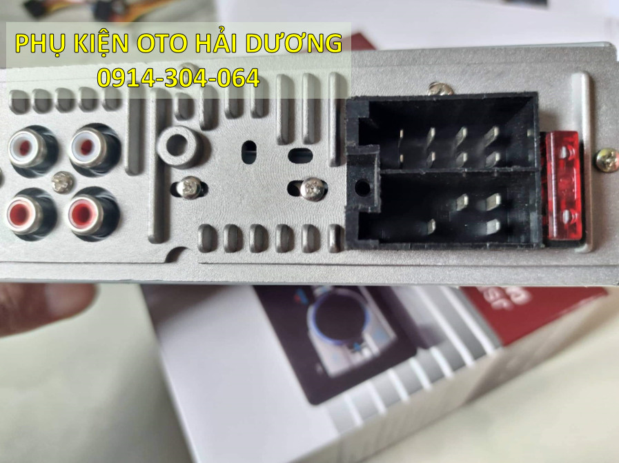 Đầu nghe nhạc MP3 Bluetooth cho ô tô tả DC12-24V 1068BT