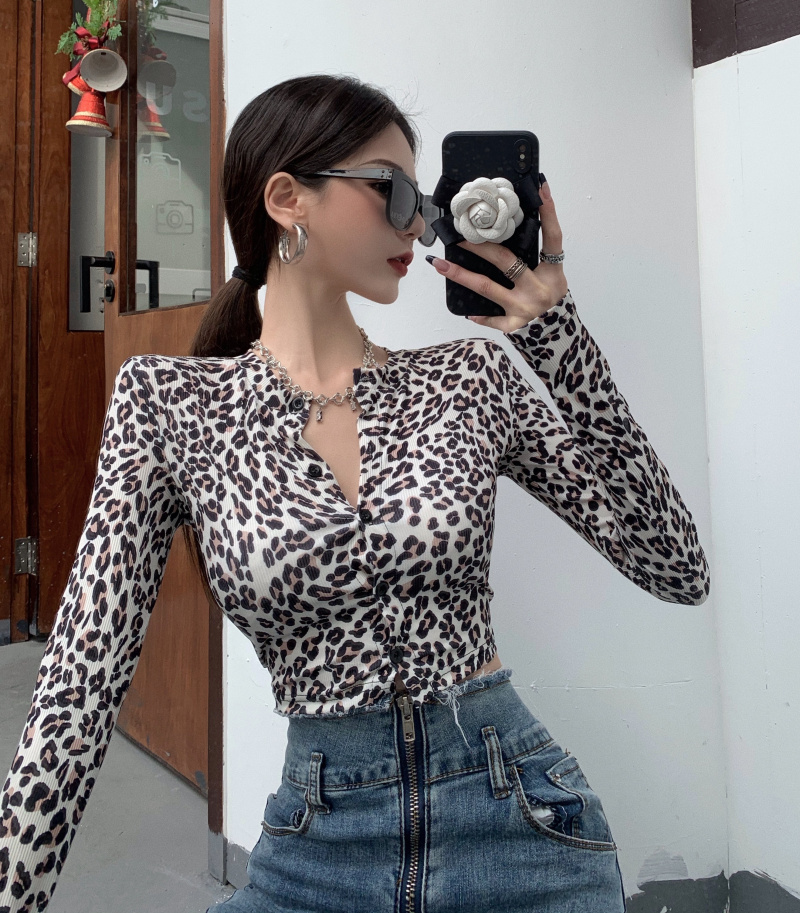 [SẴN] Áo thun croptop tay dài Ulzzang Quảng Châu ATC37