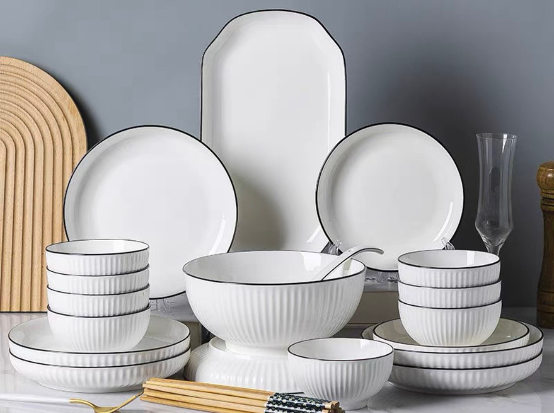 Bộ Bát Đĩa Sứ Gosu Cao Cấp Trắng Viền Đen