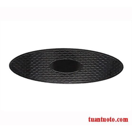 Miếng dán chống trượt trên táp lô ô tô