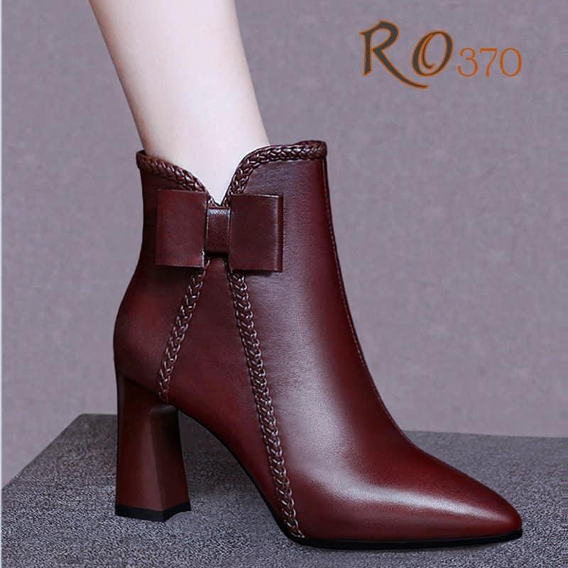 Boot thời trang nữ da lì đính nơ cao cấp ROSATA RO370 - Đen, Đỏ - HÀNG VIỆT NAM - BKSTORE