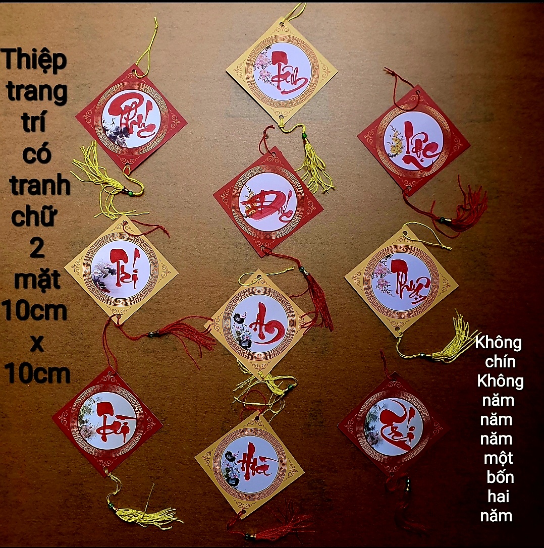 10 Thiệp mi ni treo trang trí tết in viết chữ 2 mặt kèm tua. 10cm x 10cm.