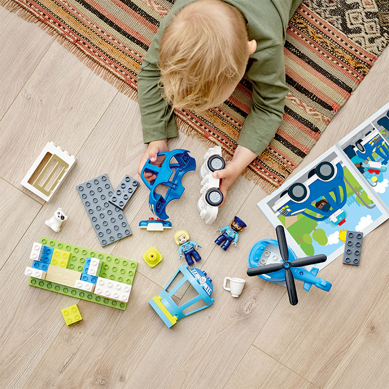 Đồ Chơi LEGO Duplo Trạm Cảnh Sát Và Trực Thăng 10959