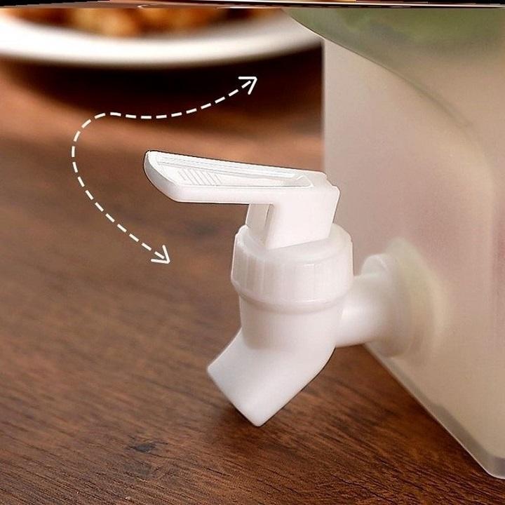 Bình Nước Tủ Lạnh 3,5 Lít Có Vòi Chuyên Để Tủ Lạnh Siêu Tiện Lợi Nhựa An Toàn Mẫu Mới Nhất - Loại Tốt