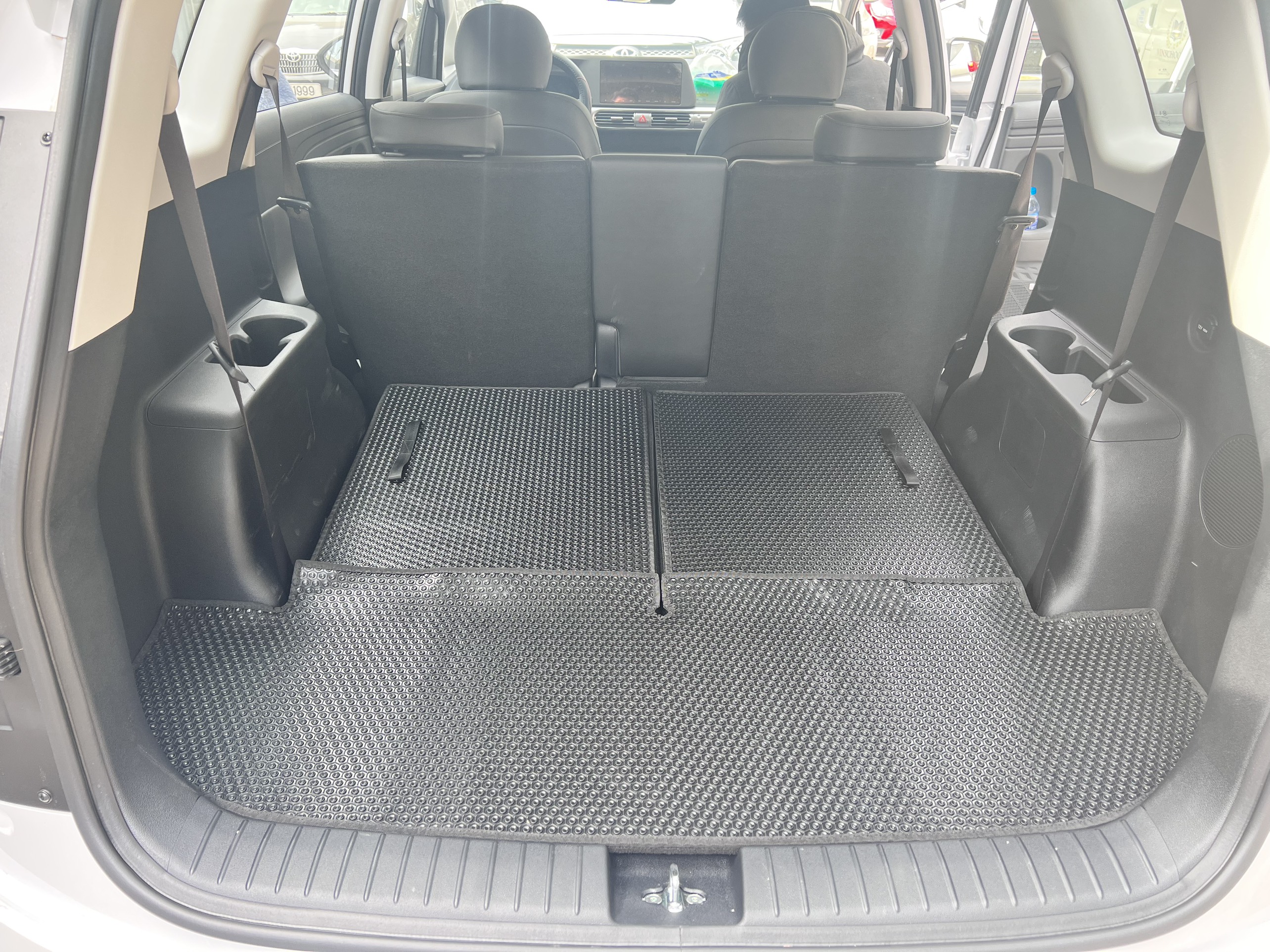 Thảm lót sàn ô tô KATA cho xe Hyundai Stargazer - Khít với sàn xe, Chống trơn, Không mùi, Không ẩm mốc