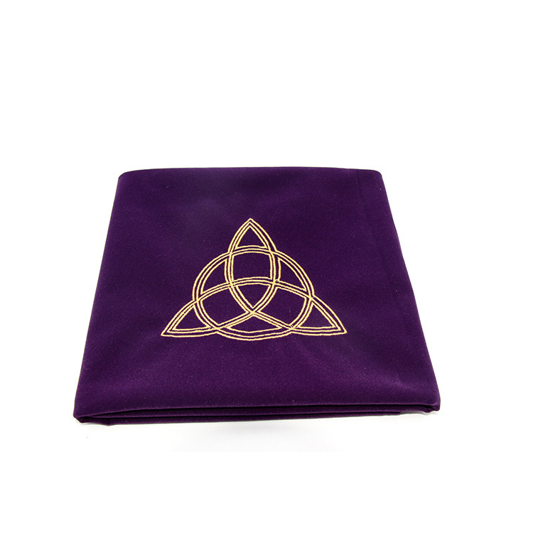 Khăn Trải Bài Tarot Triquetra Wicaa Velvet Tarot Cloth Cao Cấp