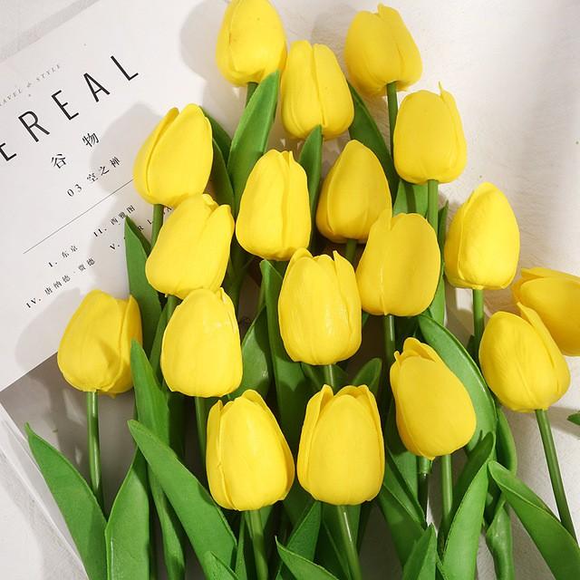 Hoa tulip giả lá thẳng PU cao cấp giống thật đến 99% trang trí nội thất