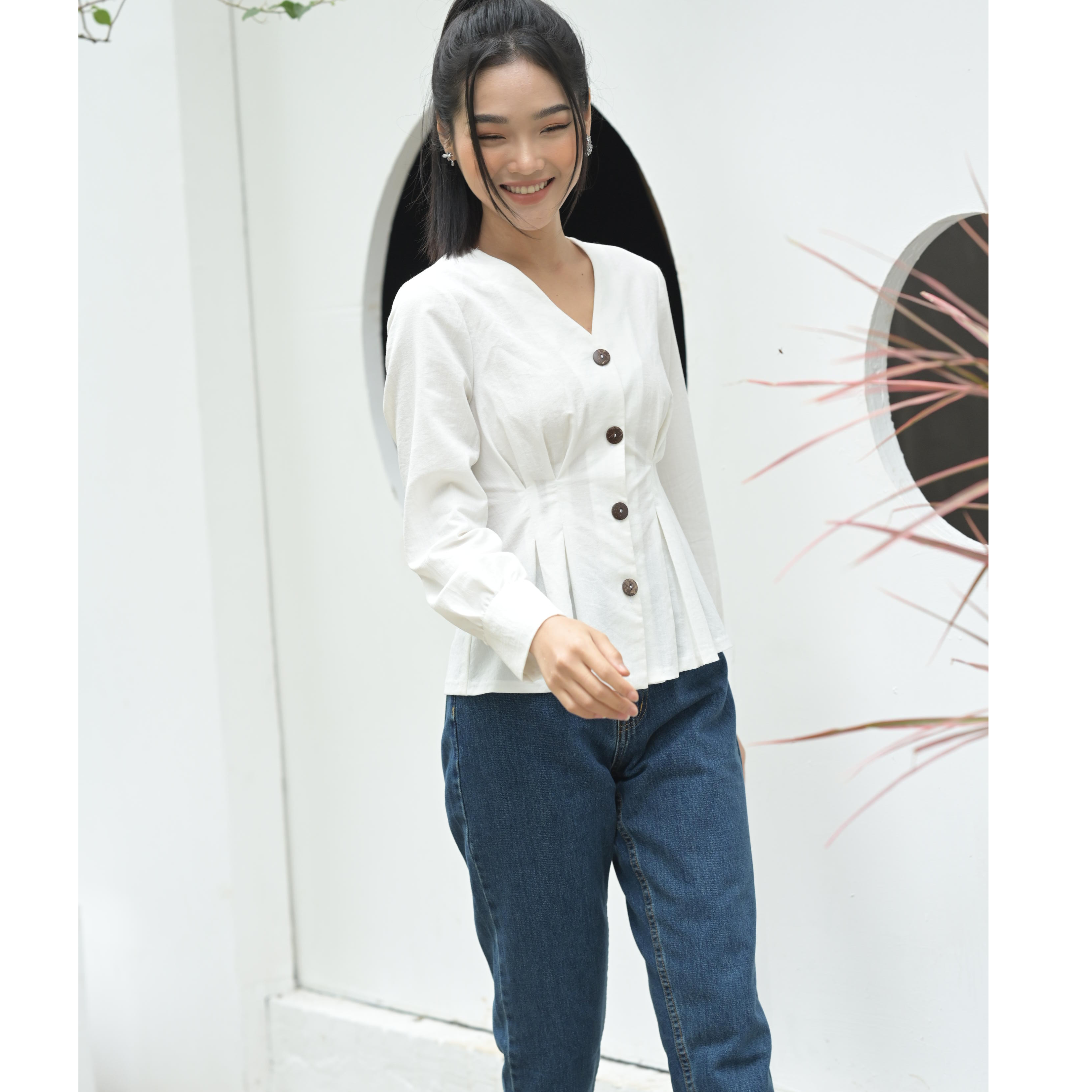 Áo sơ mi xếp ly eo tay bồng, măng sét to A2002-21