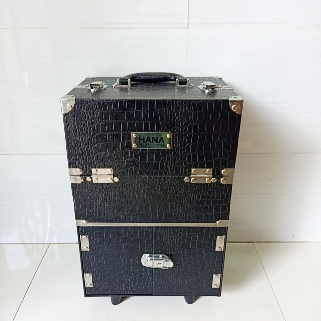 Hàng cao cấp loại 1 - Cốp vali kéo viền cạnh inox, nhiều ngăn đựng mỹ phẩm, dụng cụ phun xăm, nối mi, nail, máy hơ gel t