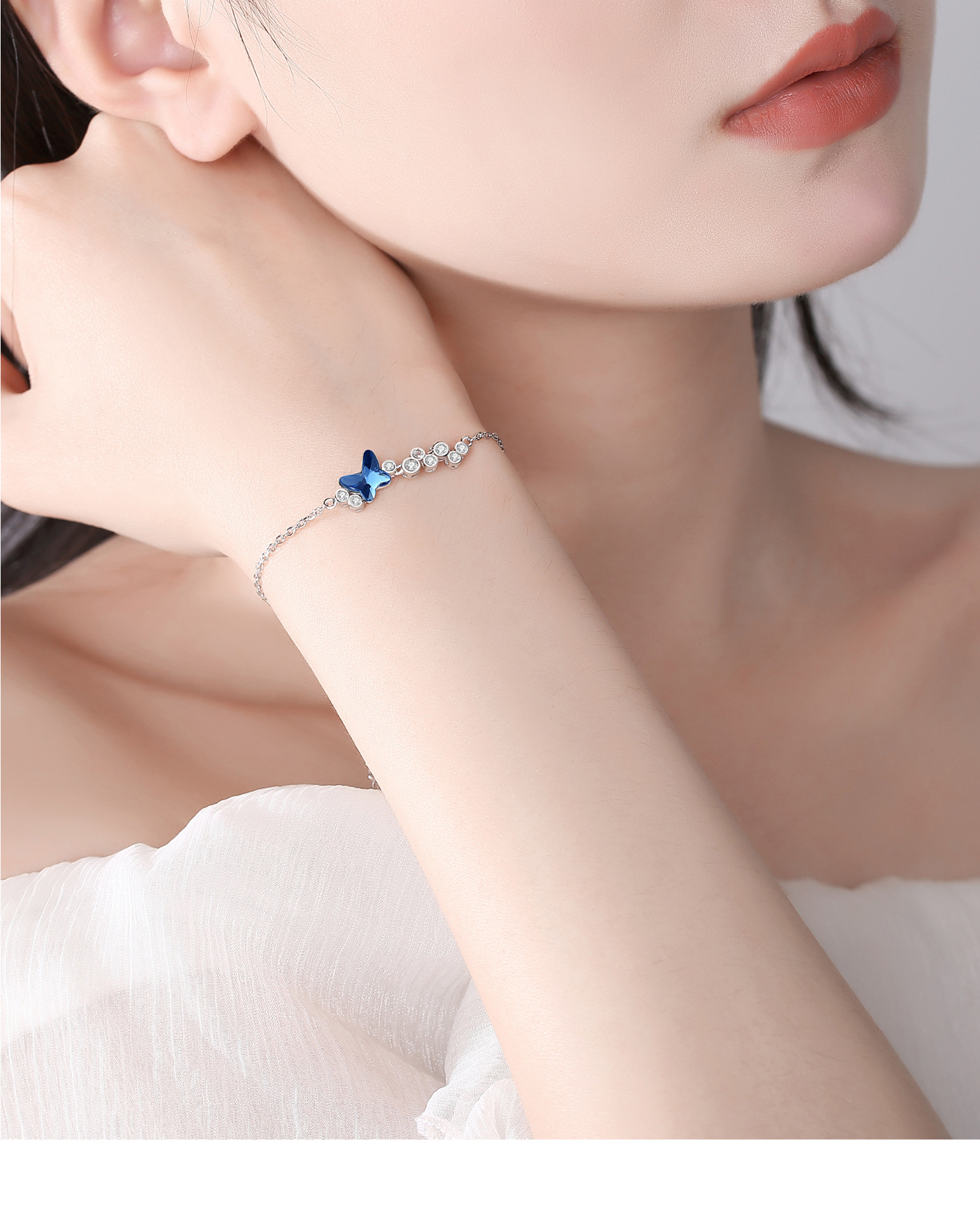 Vòng Tay Nữ Bạc S925 Hồ Điệp Đá Sapphire Xanh Sáng Trọng L2563 - Bảo Ngọc Jewelry