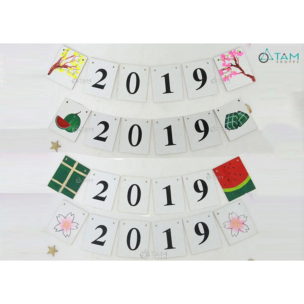 Dây treo cửa Tết theo năm