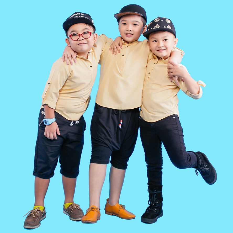 Sơ Mi Bé Trai Vàng Linen Cổ Trụ UGETHER UKID122