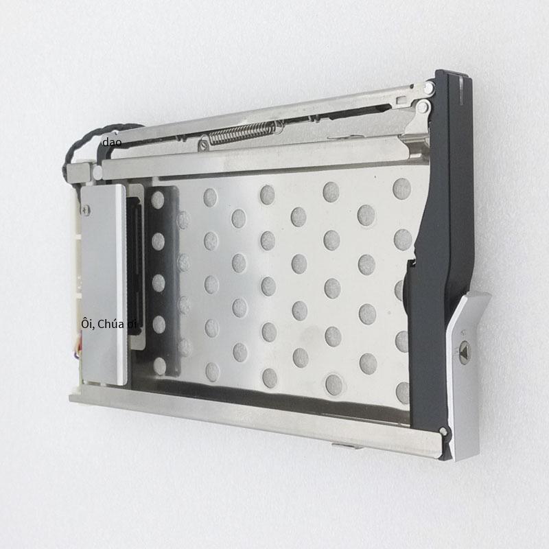 MRA258L-1bay MRA258L-1bay 2,5 inch SATA giá trích xuất ổ cứng không có công cụ theo phong cách mới nhất Giá đỡ ổ cứng NVR